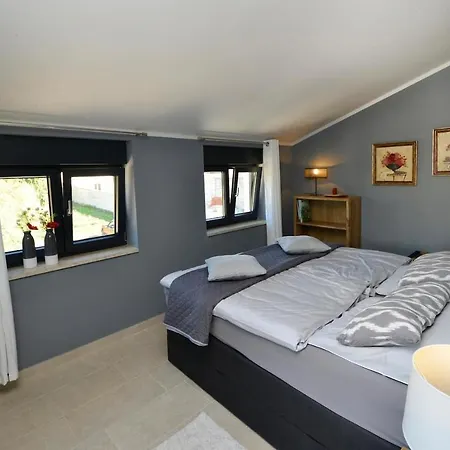 Casa Collini - Luxurioese Ferienvilla Mit Meerblick * Višnjan